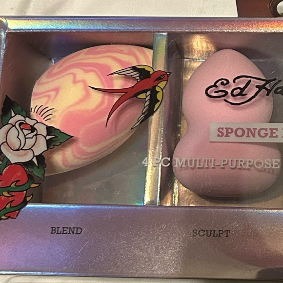 Ed Hardy Blending Cosmetic Makeup Foundation Sponges Limited Edition Pink new - Picture 2 of 4